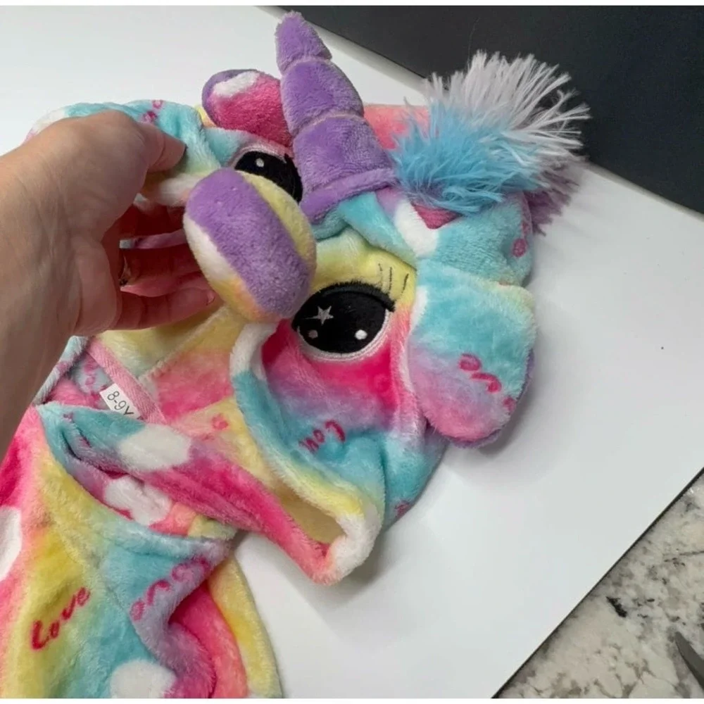 Gently worn girls size medium super soft unicorn rainbow robe.